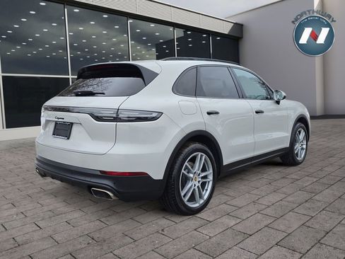 Used 2020 Porsche Cayenne w/ Driver Memory Package image 5