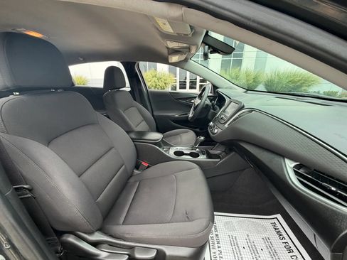 Used 2018 Chevrolet Malibu LS w/ LPO, Convenience Package 2 FWD image 23