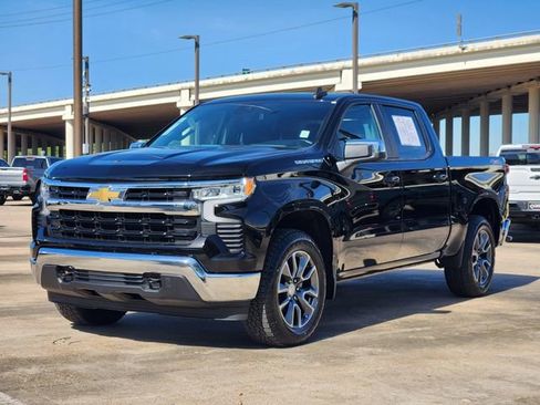 Used 2023 Chevrolet Silverado 1500 LT image 3