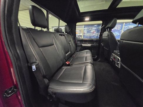 Used 2022 Ford F250 Lariat w/ Black Appearance Package image 23