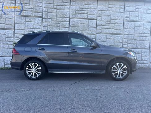 Used 2016 Mercedes-Benz GLE 350 4MATIC w/ Premium Package image 8