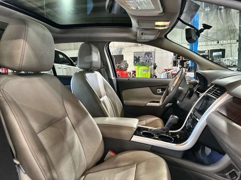 Used 2012 Ford Edge Limited FWD image 29