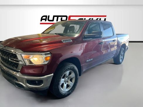 Used 2023 RAM 1500 Big Horn AWD/4WD image 3