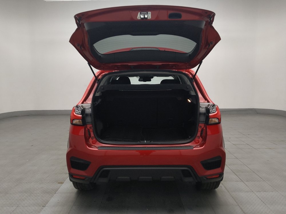 Used 2025 Mitsubishi Outlander Sport AWD image 29