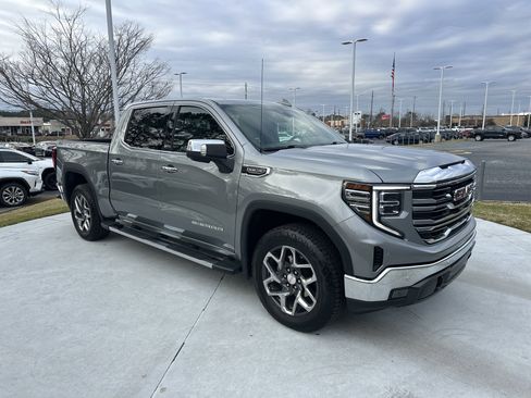Used 2023 GMC Sierra 1500 SLT w/ SLT Premium Plus Package image 2