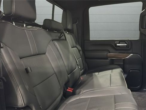 Used 2022 Chevrolet Silverado 3500 High Country image 28