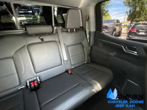 Used 2025 Chevrolet Silverado 1500 LTZ w/ Technology Package AWD/4WD image 22