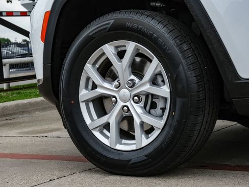 Used 2023 Jeep Grand Cherokee L Limited image 70