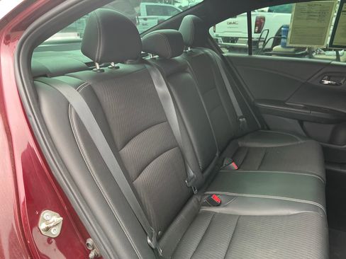 Used 2016 Honda Accord Sport image 23