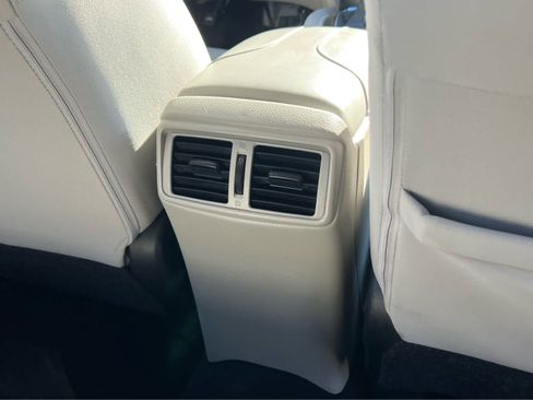 Used 2018 Nissan Rogue Sport SV w/ SV All-Weather Package image 22