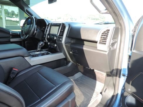 Used 2019 Ford F150 Raptor w/ Equipment Group 802A Luxury image 17