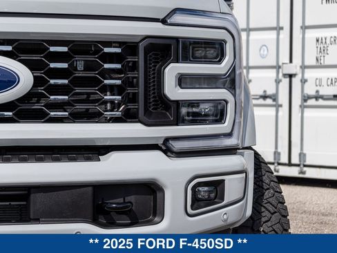 Used 2025 Ford F450 Platinum w/ Platinum Plus Package AWD/4WD image 11
