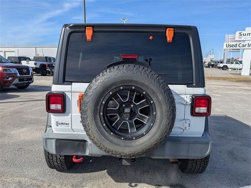 Used 2018 Jeep Wrangler Unlimited Sport image 4