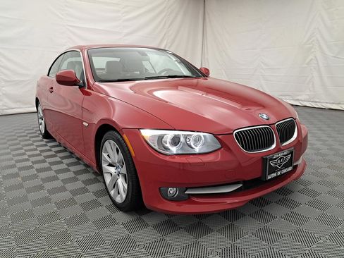 Used 2012 BMW 328i Convertible image 2