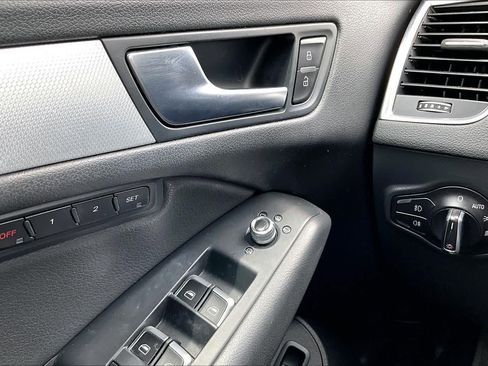 Used 2017 Audi Q5 3.0T Premium Plus w/ Technology Package AWD/4WD image 36