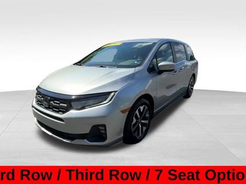 Used 2025 Honda Odyssey EX-L image 2