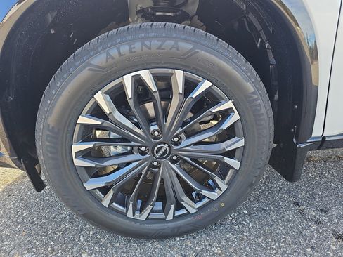 New 2026 Nissan Rogue Platinum w/ Platinum Premium Package image 11