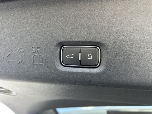 New 2025 Lincoln Navigator Reserve image 6