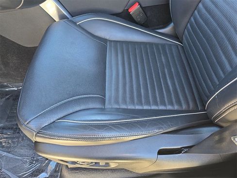 Certified 2023 Land Rover Discovery HSE R-Dynamic image 31