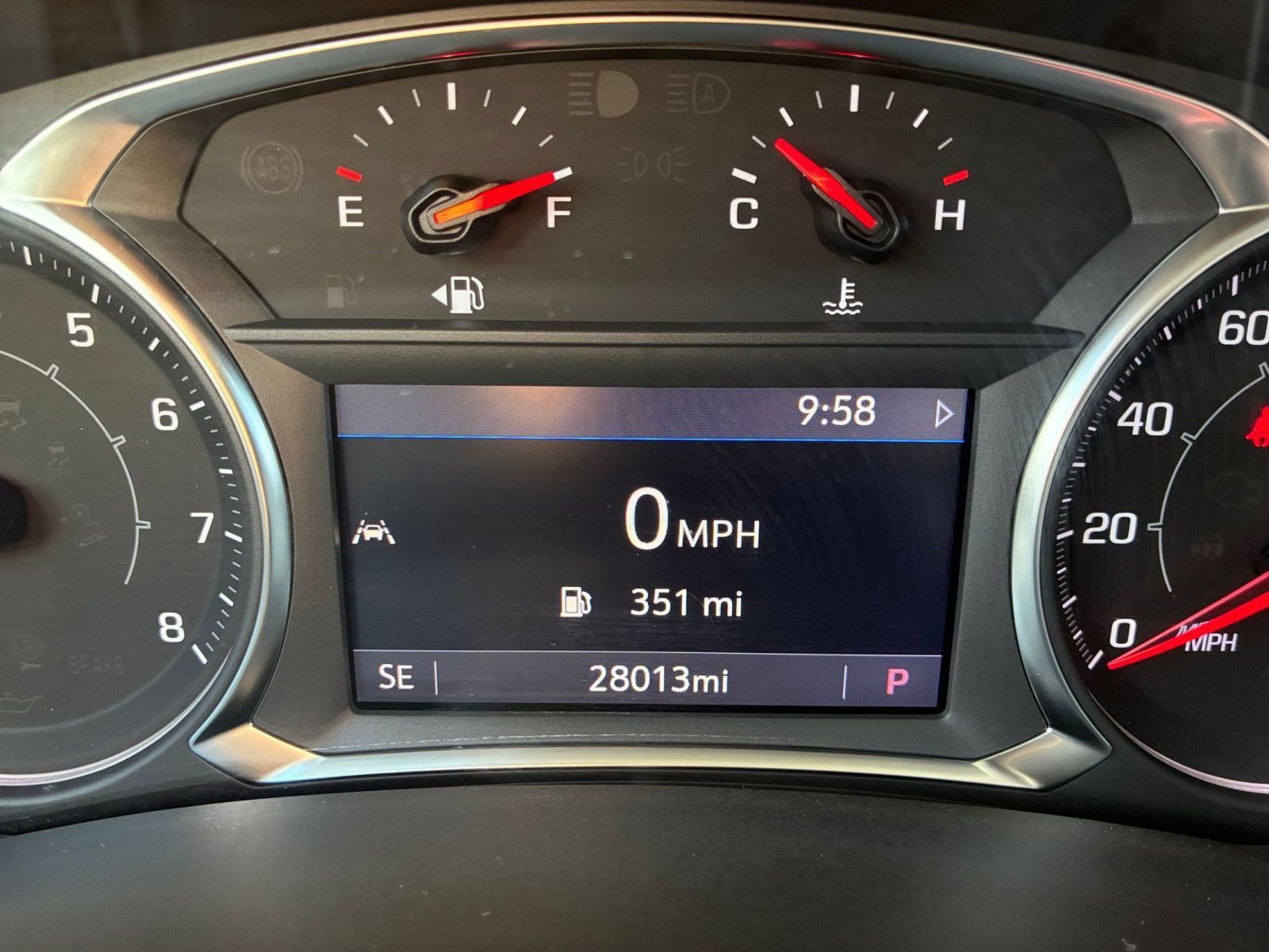Used 2024 GMC Terrain SLT AWD/4WD image 41