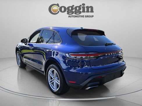 Used 2022 Porsche Macan image 3