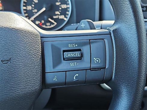 Certified 2025 Nissan Rogue S image 23