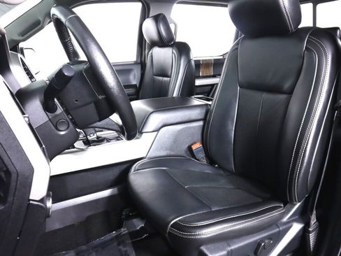 Used 2019 Ford F150 Lariat w/ Equipment Group 502A Luxury image 41