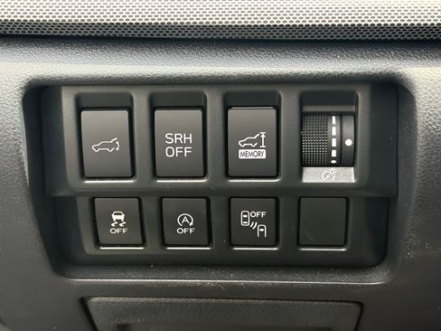 Used 2019 Subaru Forester Limited AWD/4WD image 26