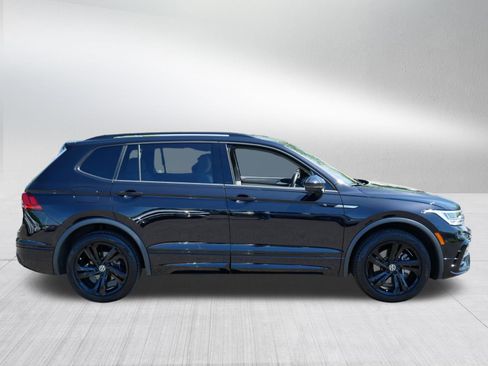Certified 2024 Volkswagen Tiguan SE R-Line FWD image 8