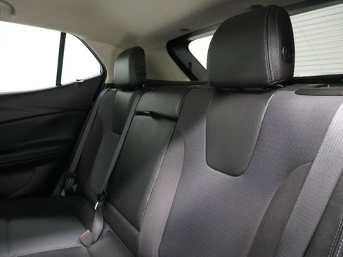 Used 2021 Buick Encore GX Select image 12