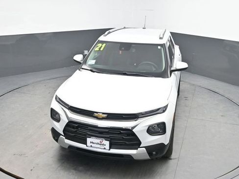 Used 2021 Chevrolet TrailBlazer LT w/ Convenience Package AWD/4WD image 24
