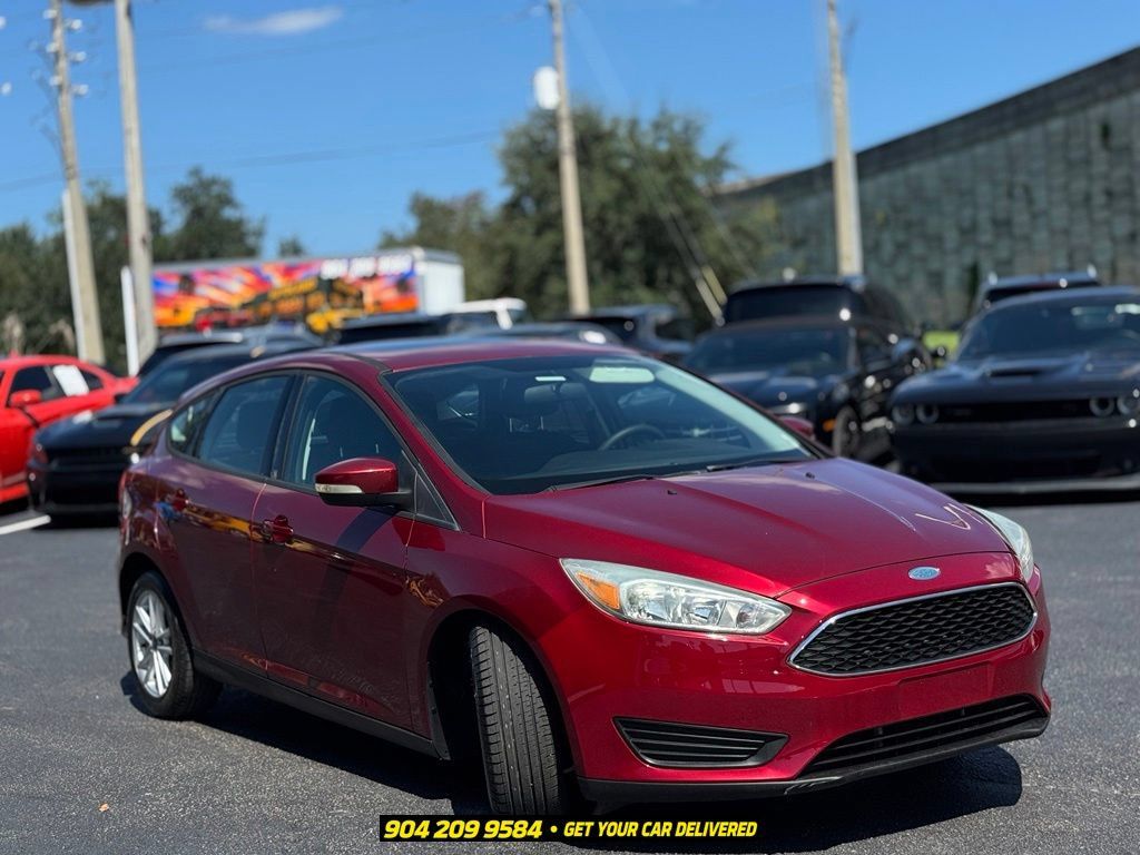Used 2015 Ford Focus SE w/ Reverse Sensing Package FWD image 10