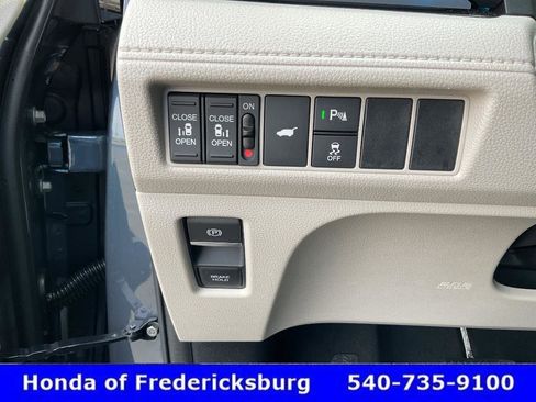 Used 2026 Honda Odyssey Elite image 46