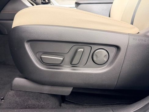 Used 2024 MAZDA CX-90 Plug-In Hybrid w/ Premium Pkg AWD/4WD image 19
