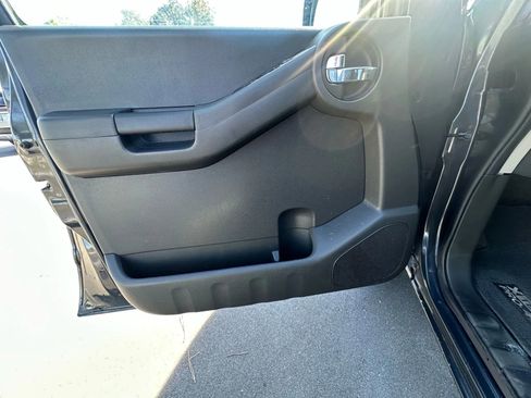 Used 2012 Nissan Xterra PRO-4X w/ Pro-4x Leather Pkg image 33