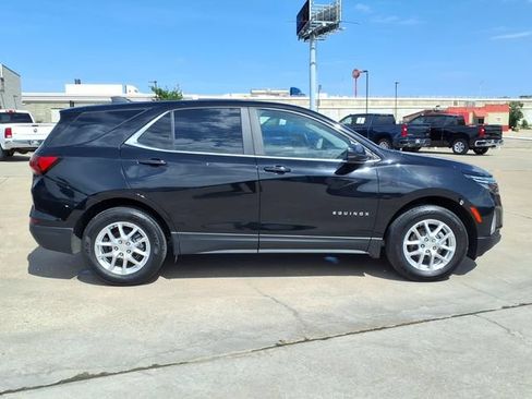 Used 2024 Chevrolet Equinox LT AWD/4WD image 4