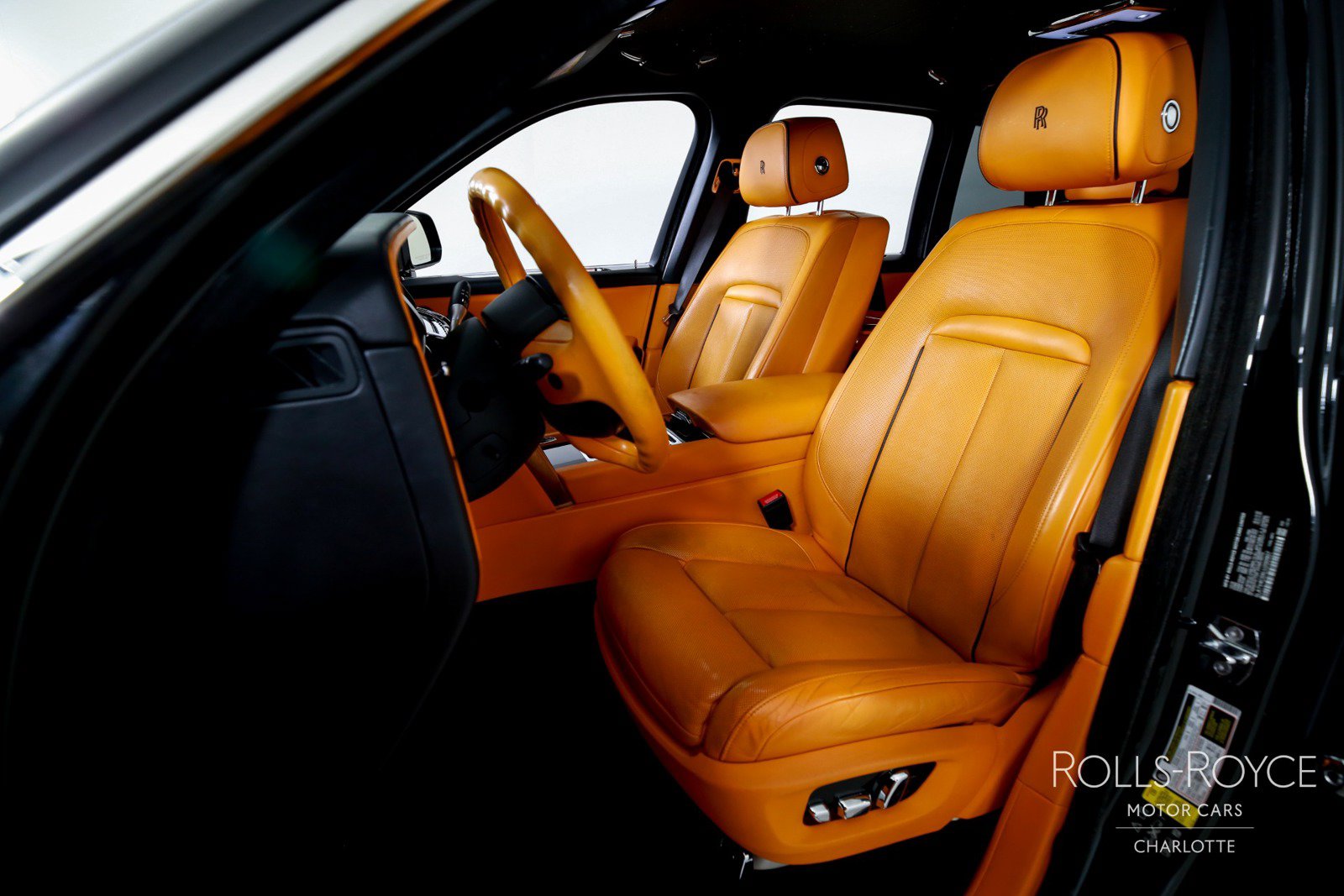 Used 2020 Rolls-Royce Cullinan AWD/4WD image 13