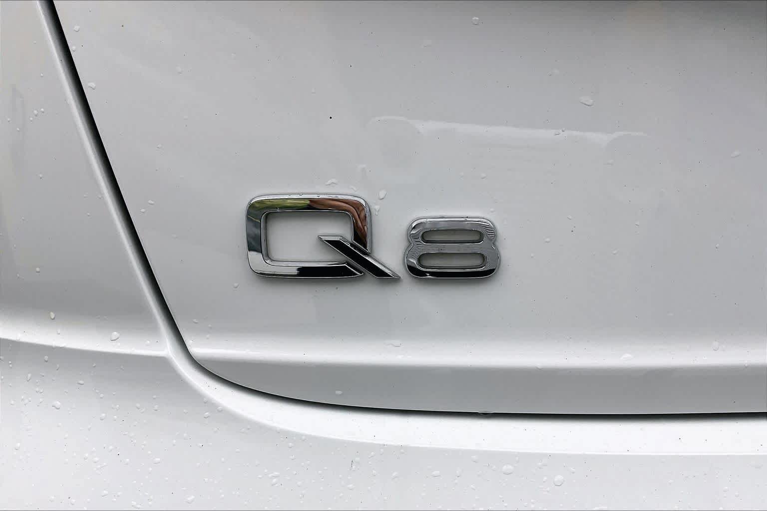 Used 2023 Audi Q8 Premium Plus AWD/4WD image 32