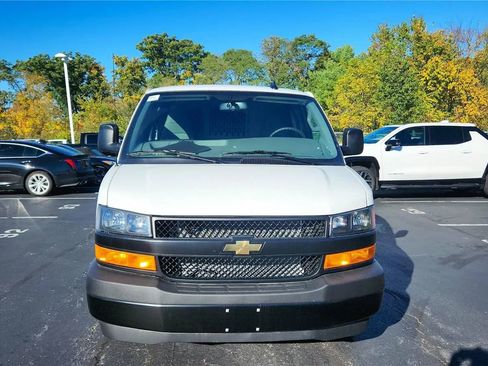 New 2025 Chevrolet Express 2500 Extended w/ Driver Convenience Package RWD image 16