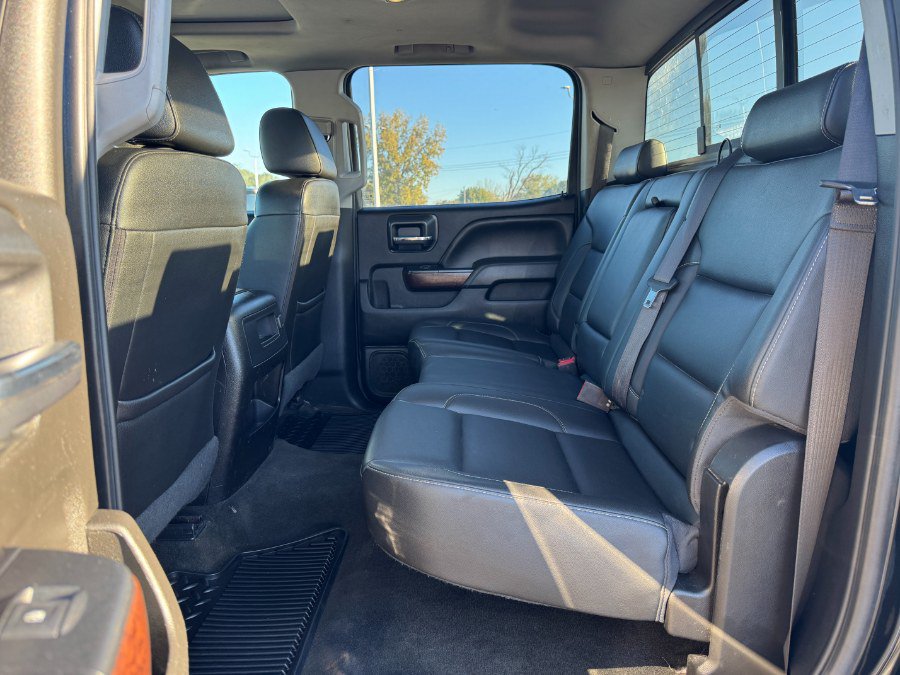 Used 2018 GMC Sierra 3500 SLT AWD/4WD image 16