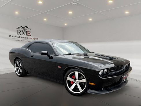 Used 2012 Dodge Challenger SRT8 RWD image 1