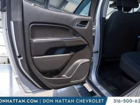Used 2016 GMC Canyon SLE w/ Trailering Package AWD/4WD image 17