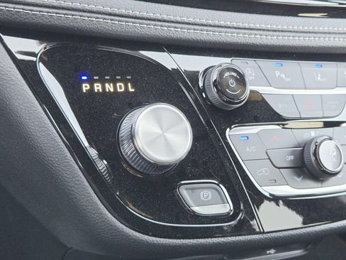 New 2026 Chrysler Pacifica Select FWD image 27