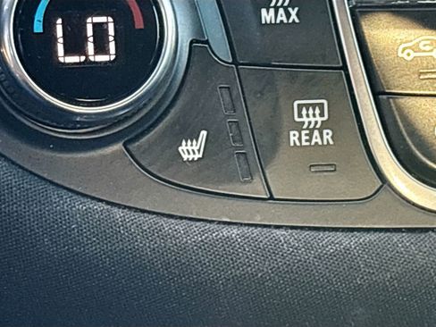 Used 2024 Chevrolet Malibu LT FWD image 19