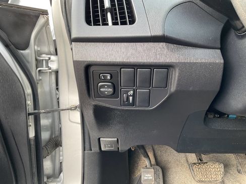 Used 2012 Toyota Prius Three image 16