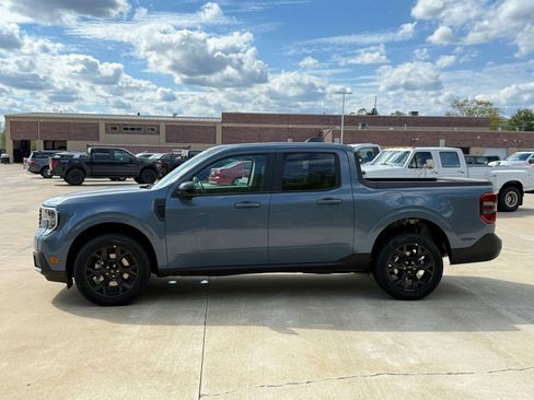 New 2026 Ford Maverick Lariat w/ Black Appearance Package image 2