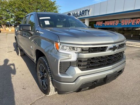 Used 2024 Chevrolet Silverado 1500 RST w/ Convenience Package II image 2