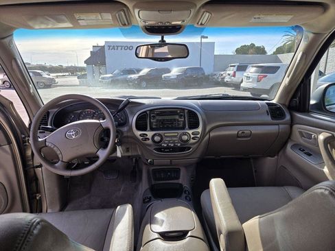 Used 2005 Toyota Sequoia Limited image 11