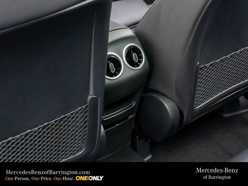 New 2026 Mercedes-Benz GLB 250 4MATIC image 20