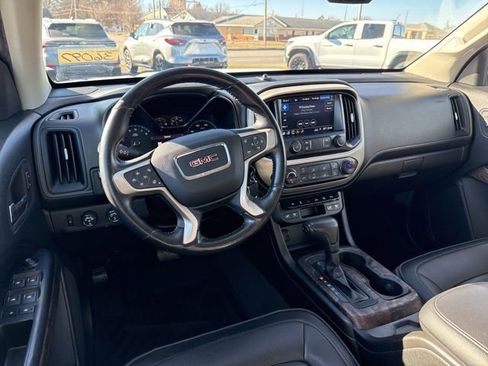 Used 2021 GMC Canyon Denali image 21